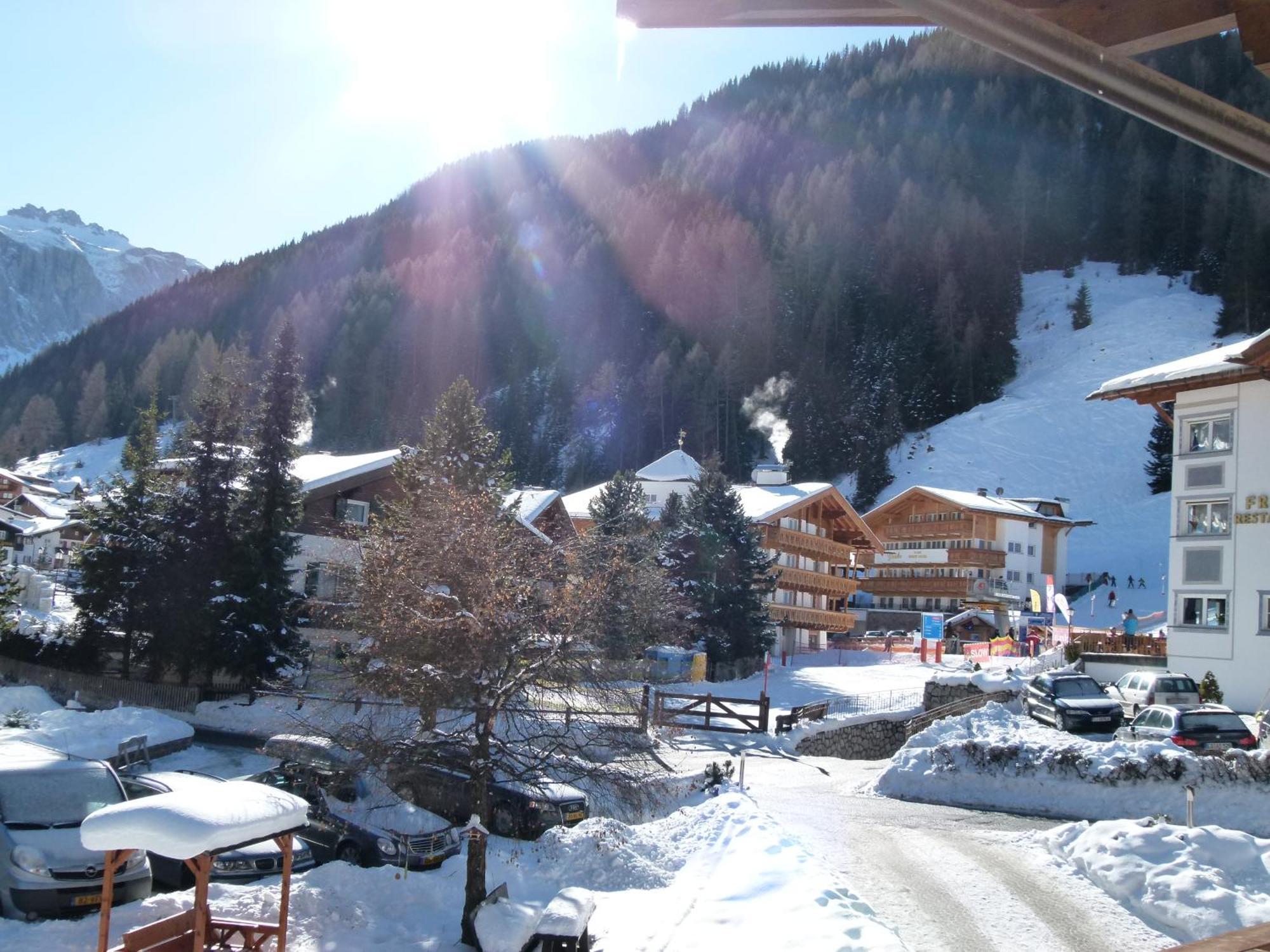Chalet Elisabeth Dolomites Alpin & Charme Σέλβα ντι Βαλ Γκαρντένα Εξωτερικό φωτογραφία