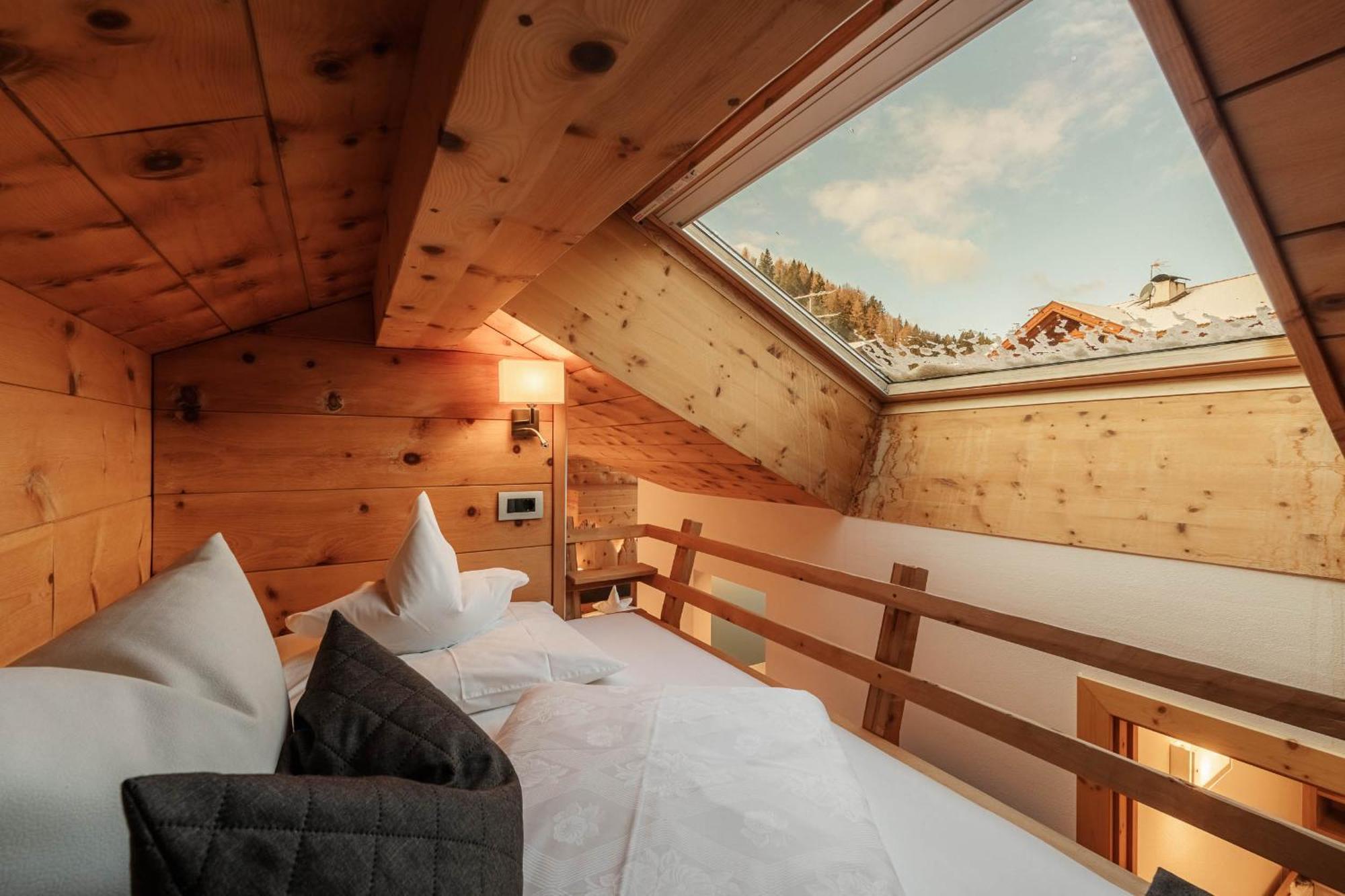 Chalet Elisabeth Dolomites Alpin & Charme Σέλβα ντι Βαλ Γκαρντένα Εξωτερικό φωτογραφία
