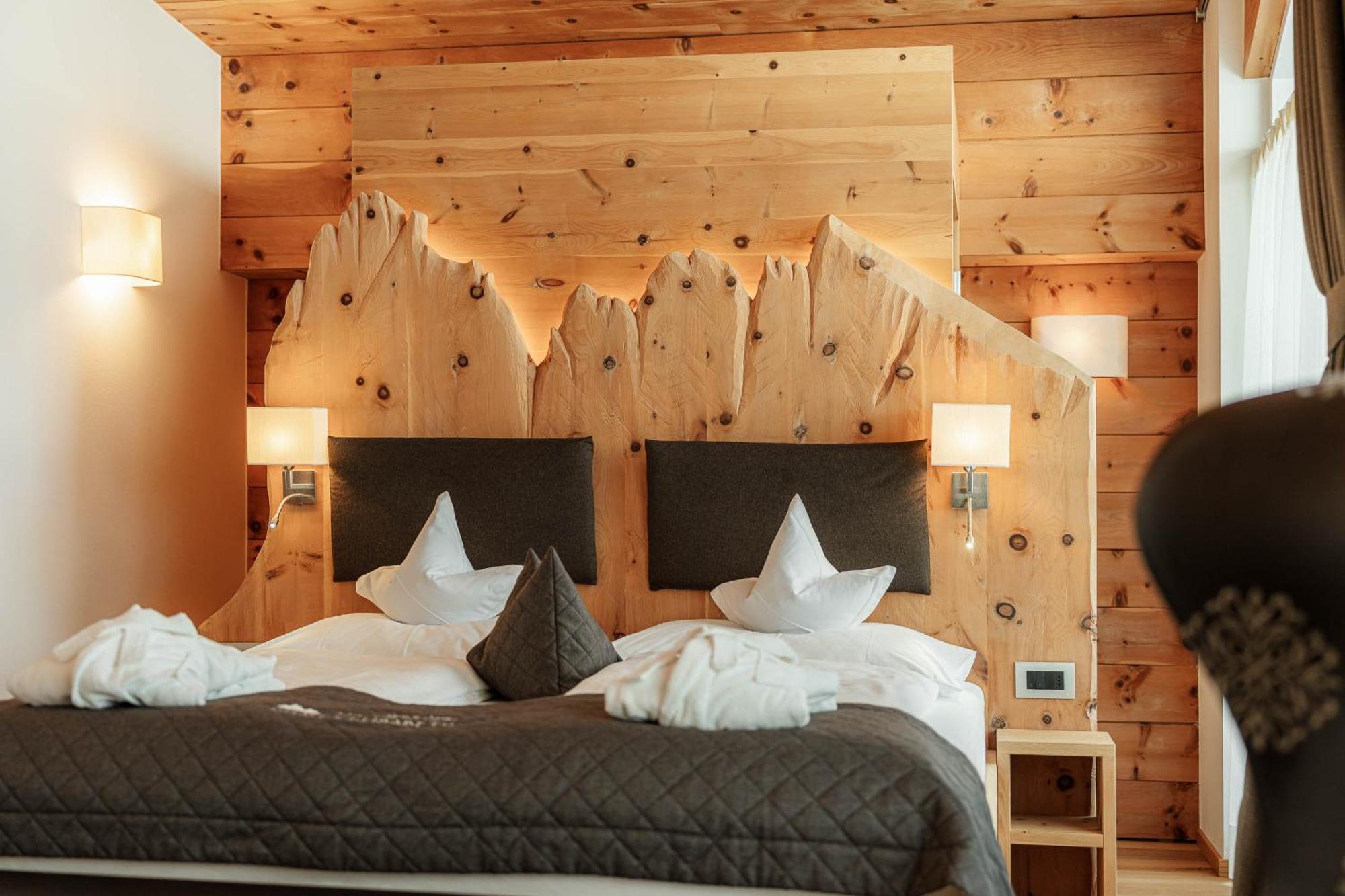 Chalet Elisabeth Dolomites Alpin & Charme Σέλβα ντι Βαλ Γκαρντένα Εξωτερικό φωτογραφία