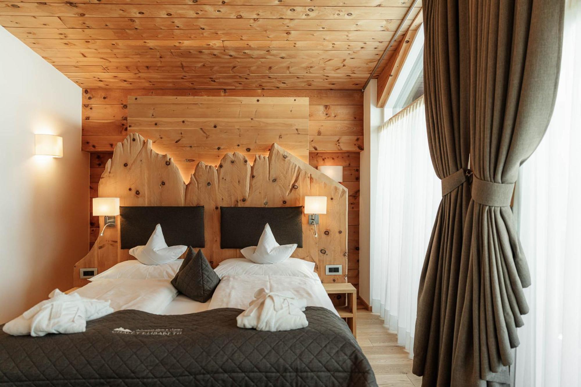 Chalet Elisabeth Dolomites Alpin & Charme Σέλβα ντι Βαλ Γκαρντένα Εξωτερικό φωτογραφία
