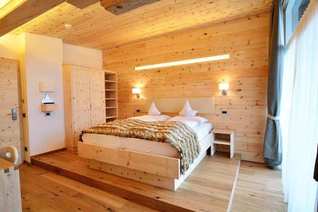 Chalet Elisabeth Dolomites Alpin & Charme Ξενοδοχείο Σέλβα ντι Βαλ Γκαρντένα Εξωτερικό φωτογραφία