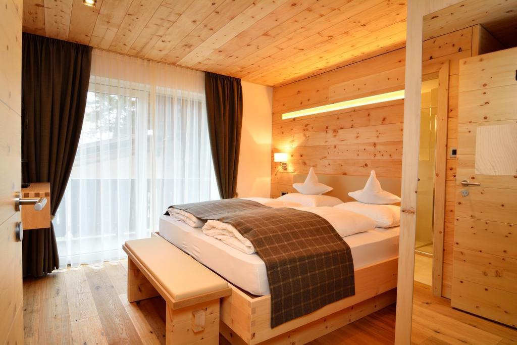 Chalet Elisabeth Dolomites Alpin & Charme Ξενοδοχείο Σέλβα ντι Βαλ Γκαρντένα Εξωτερικό φωτογραφία